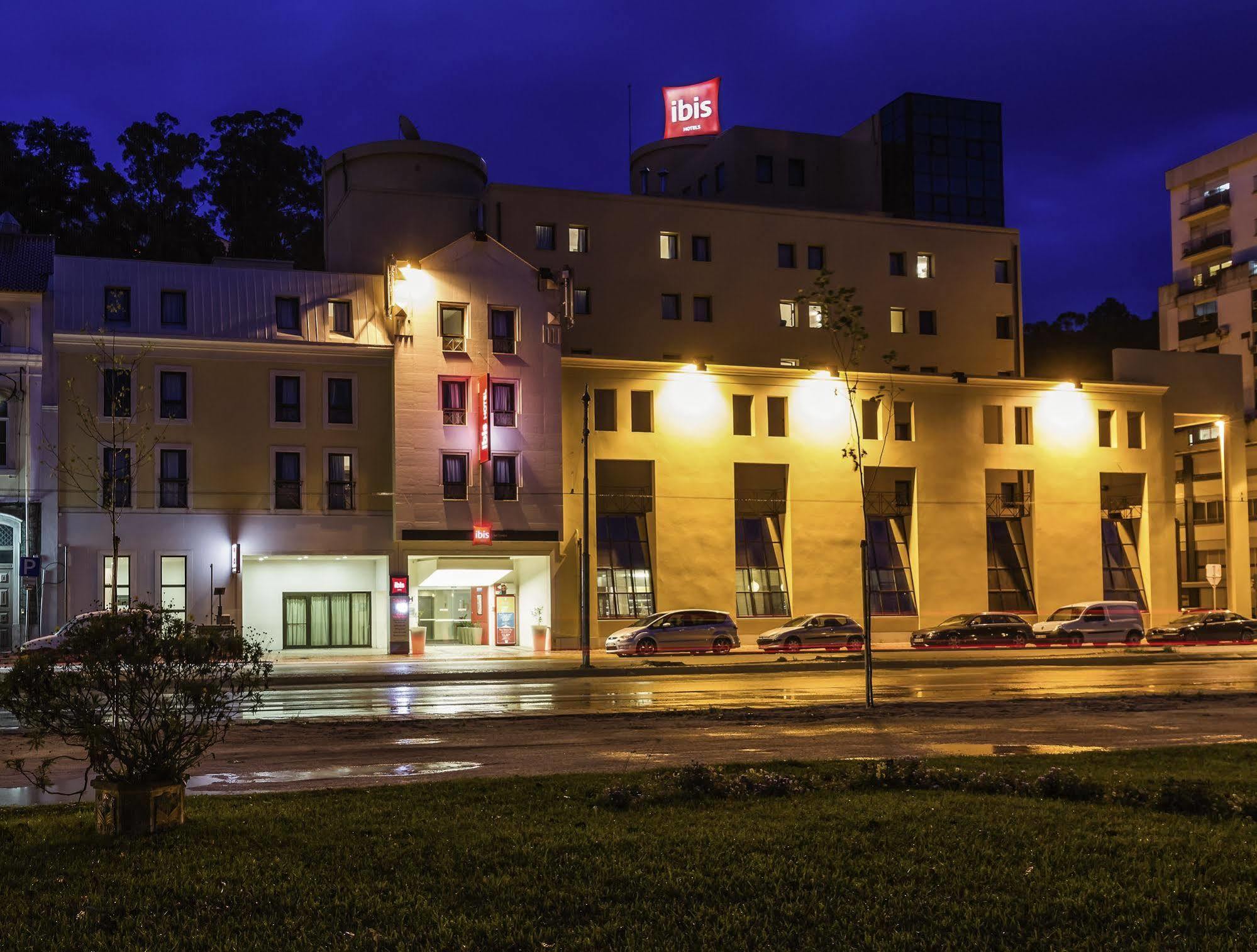 Hotel Ibis Coimbra Centro Exterior photo